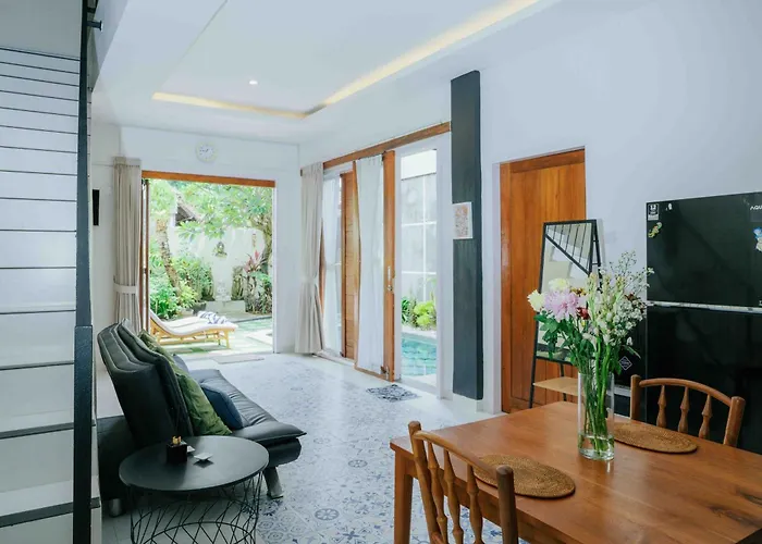 Villa Shantia 10 Minutes Walk To Double Six *