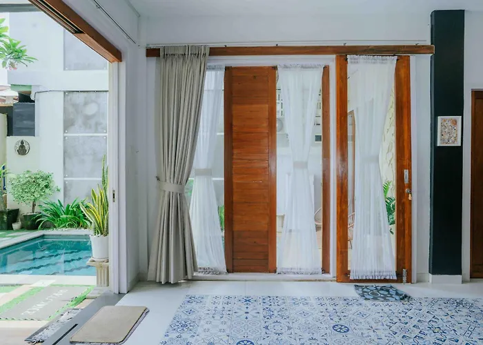 Villa Shantia 10 Minutes Walk To Double Six *
